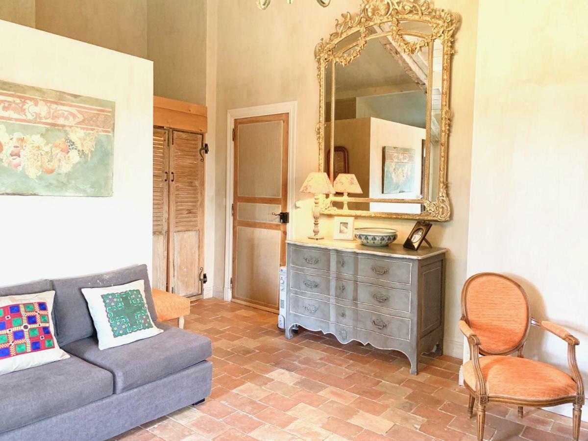 Les Volets Bleus Bed & Breakfast Arcangues Luaran gambar