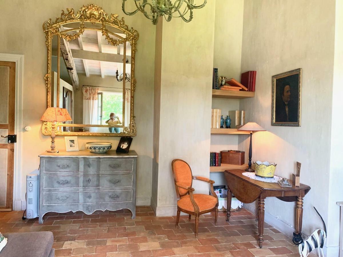 Les Volets Bleus Bed & Breakfast Arcangues Luaran gambar